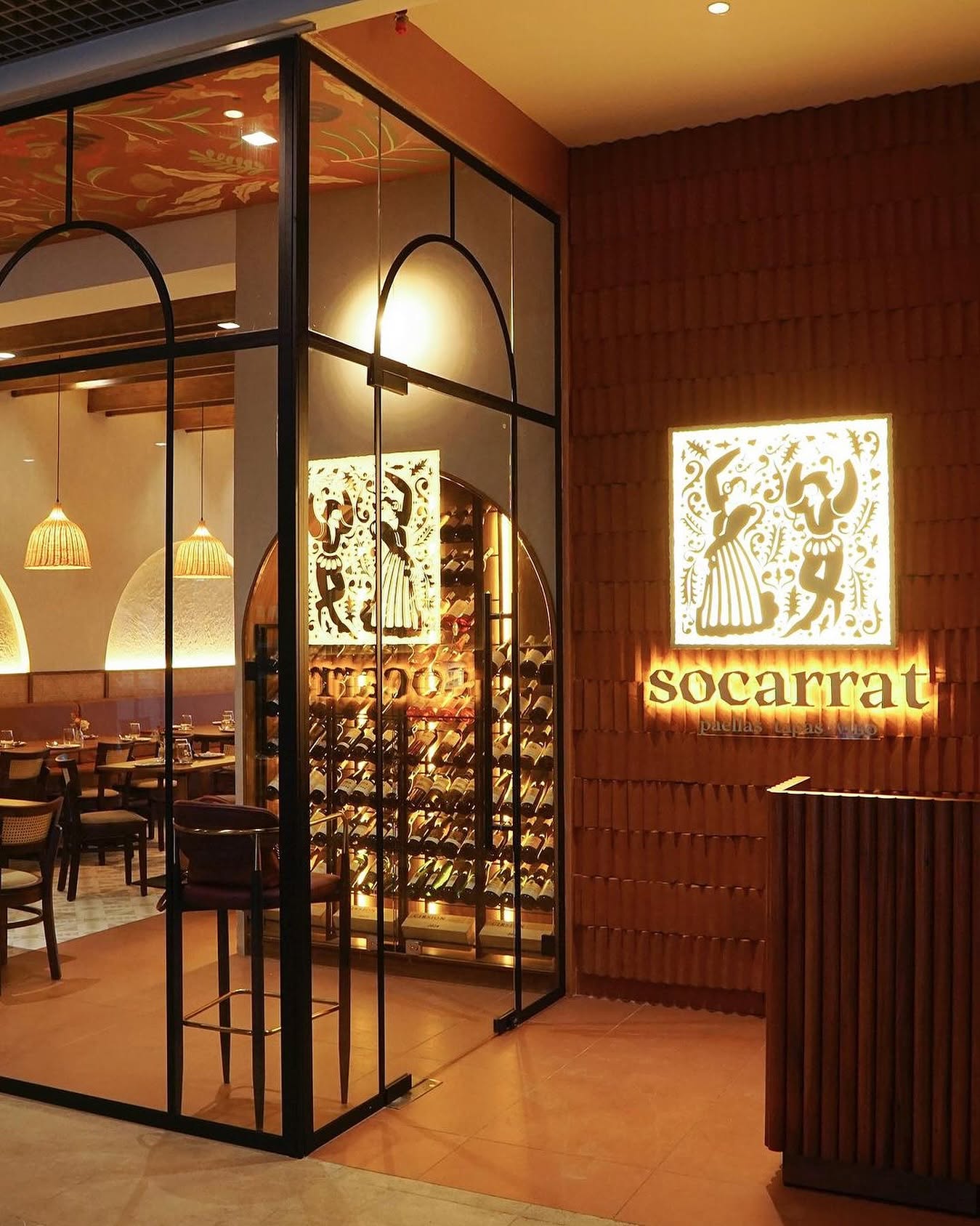 Socarrat — Exterior detail