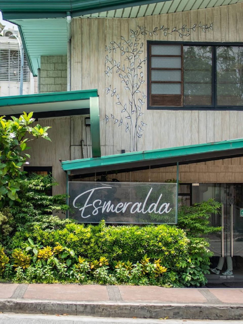 Esmeralda Kitchen — Restaurant identity