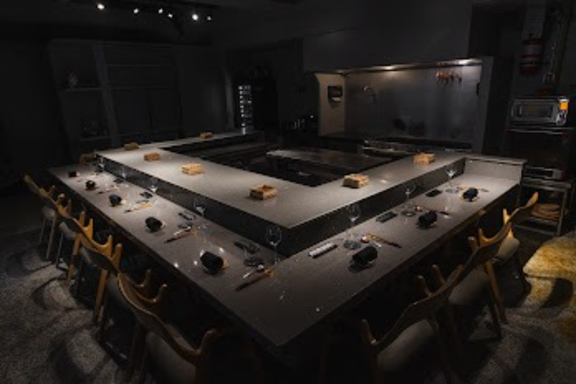 MŌDAN — Former Cubao counter · archive photograph
