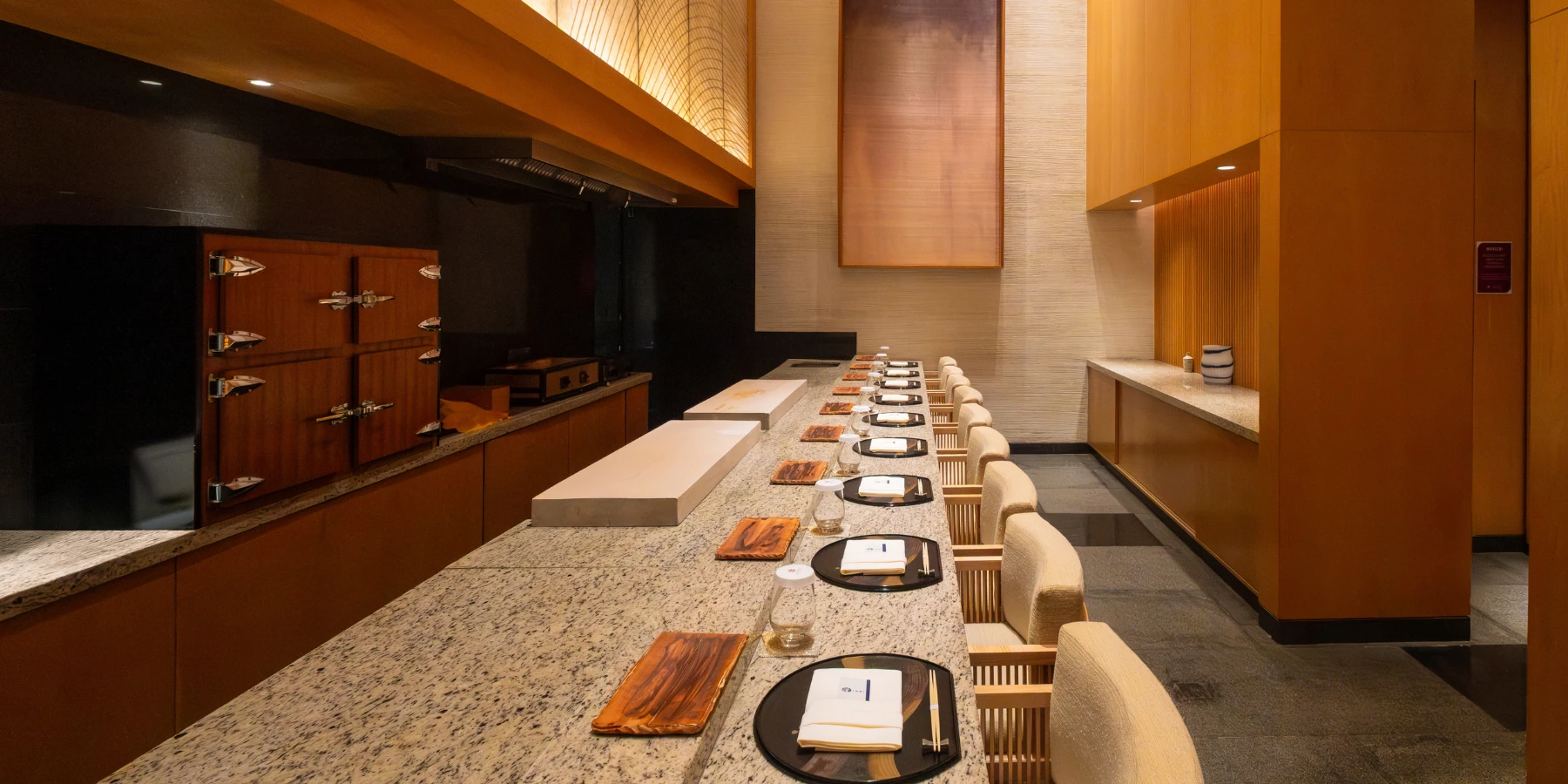 Ginza Nagaoka — Interior