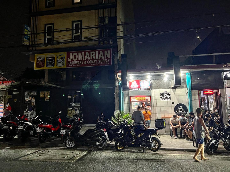 El Poco Cantina (Malate) — Exterior and arrival